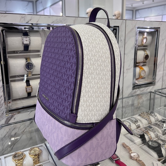 MICHAEL KORS Rhea Medium Color-Block Signature Logo Backpack - Picture 3 of 12